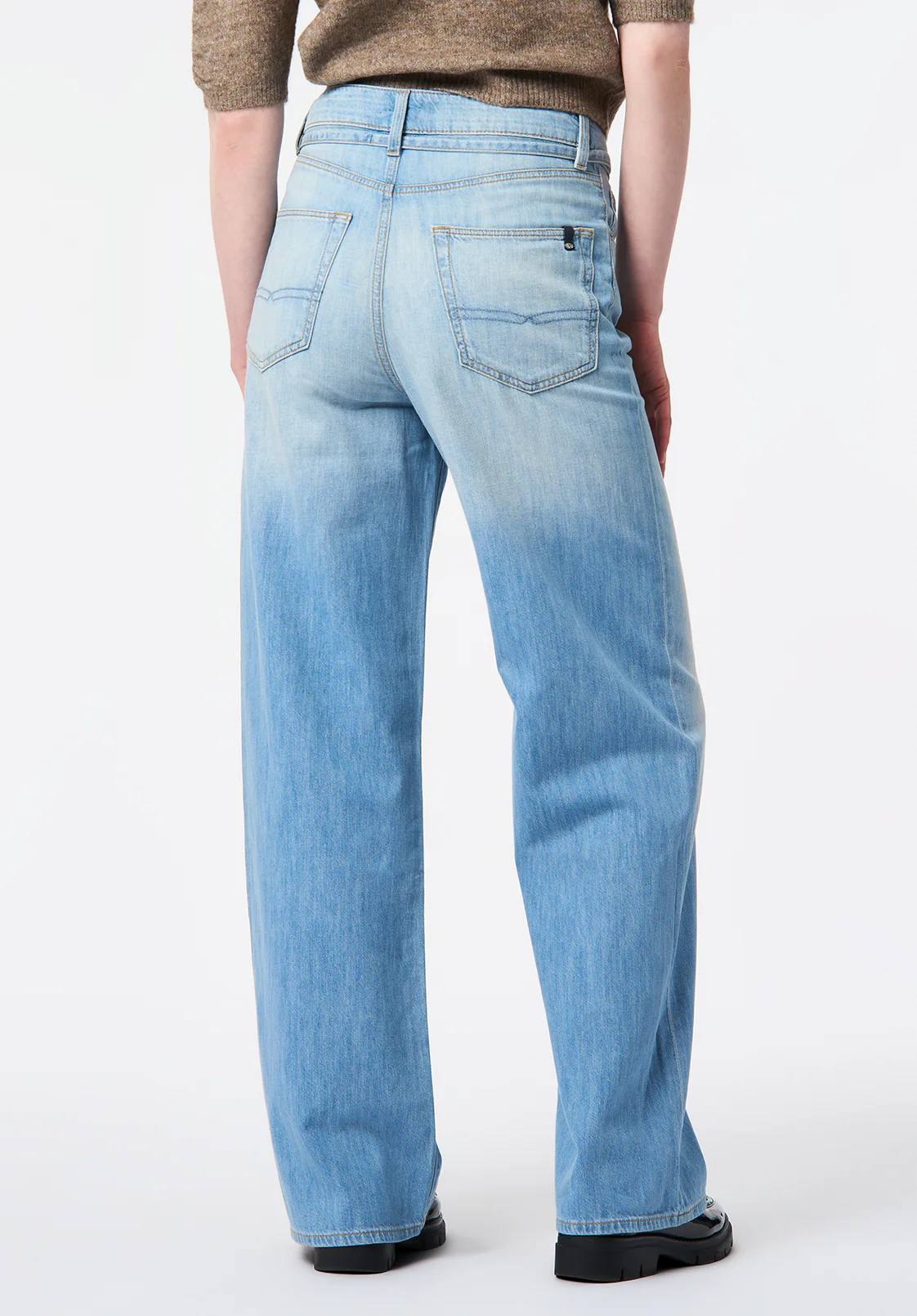 High Rise Wide Leg Alecia Women's Lightweight Jeans, Light Blue - BL16113 - Image 3