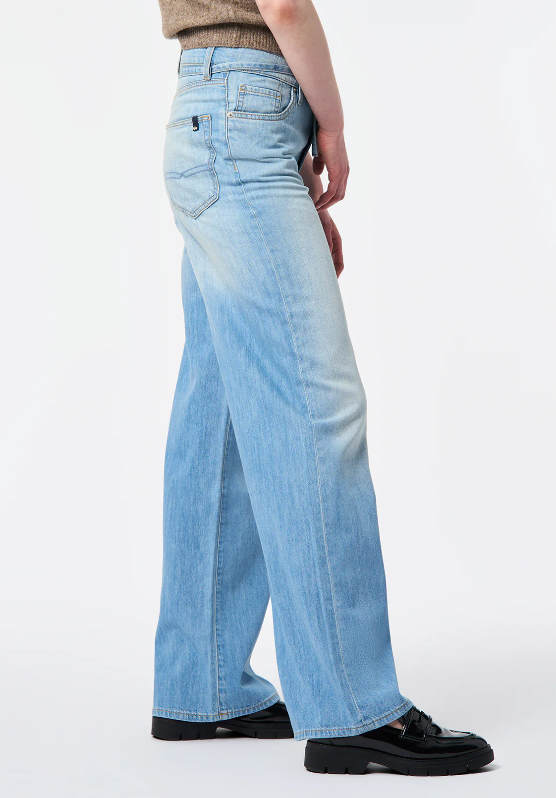 High Rise Wide Leg Alecia Women's Lightweight Jeans, Light Blue - BL16113 - Image 4