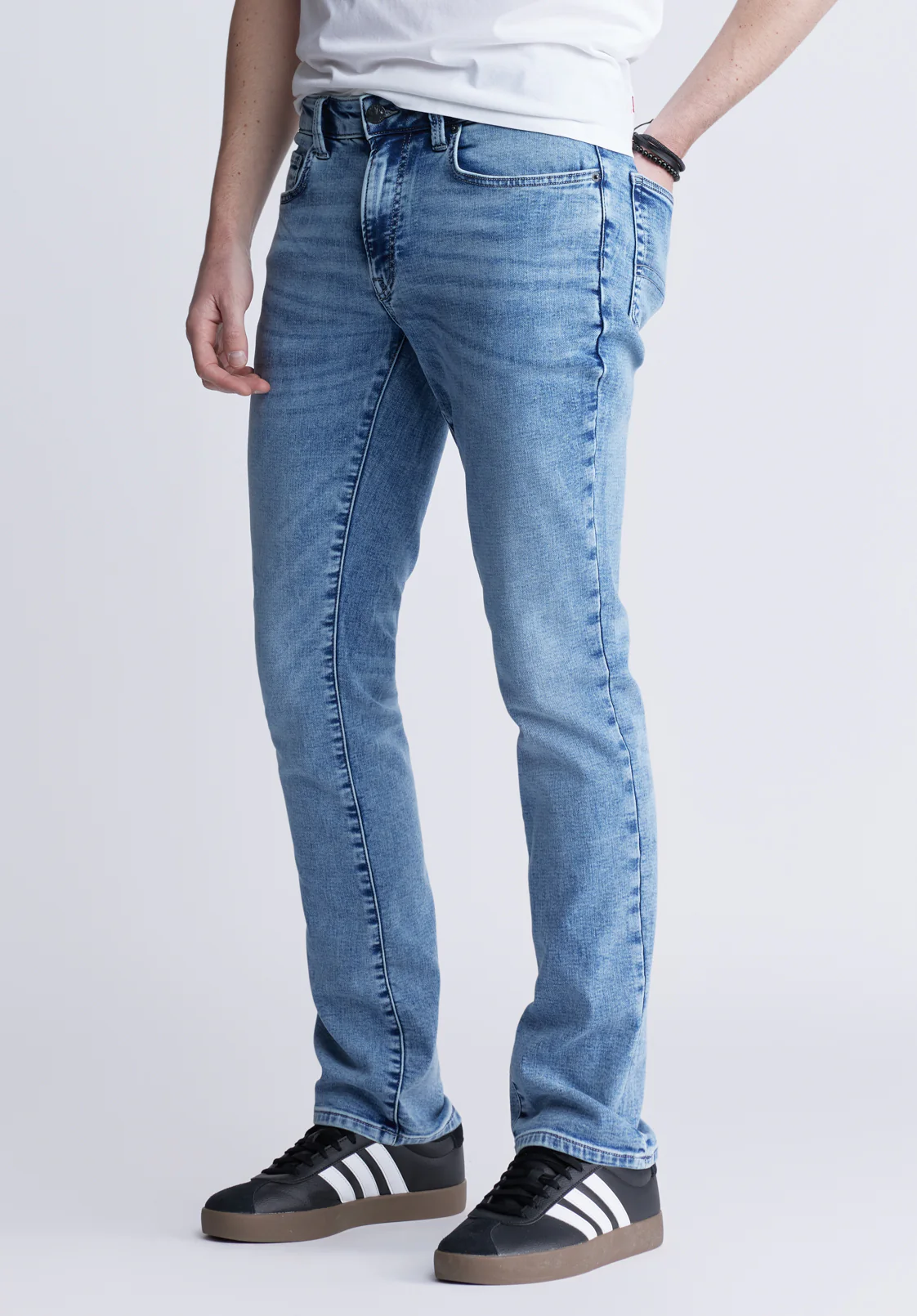 Slim Ash Men's Freedom Flex Jeans, Sanded Wash - BM22990 - Image 3