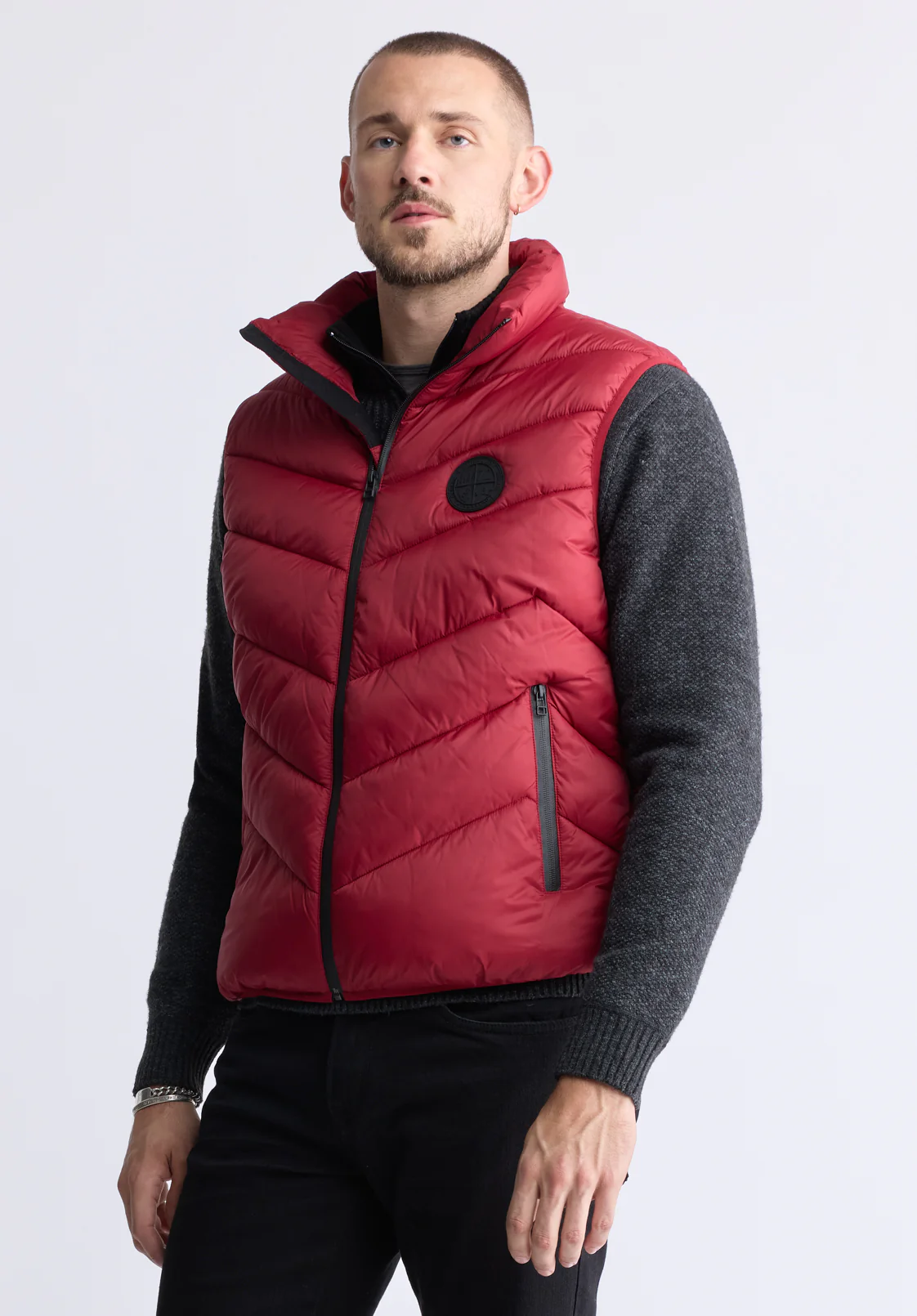 Davies Men's Puffer Vest, Chilli - OBMEF007 - Image 2