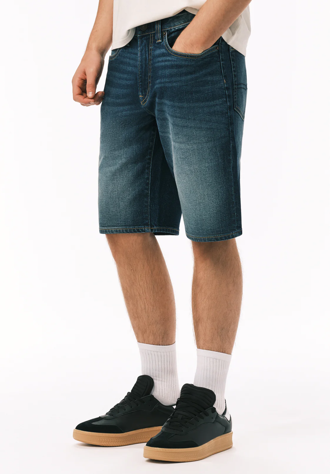 Relaxed Straight Dean Men's Denim Shorts, Contrast Whiskered - BM22953 - Image 3