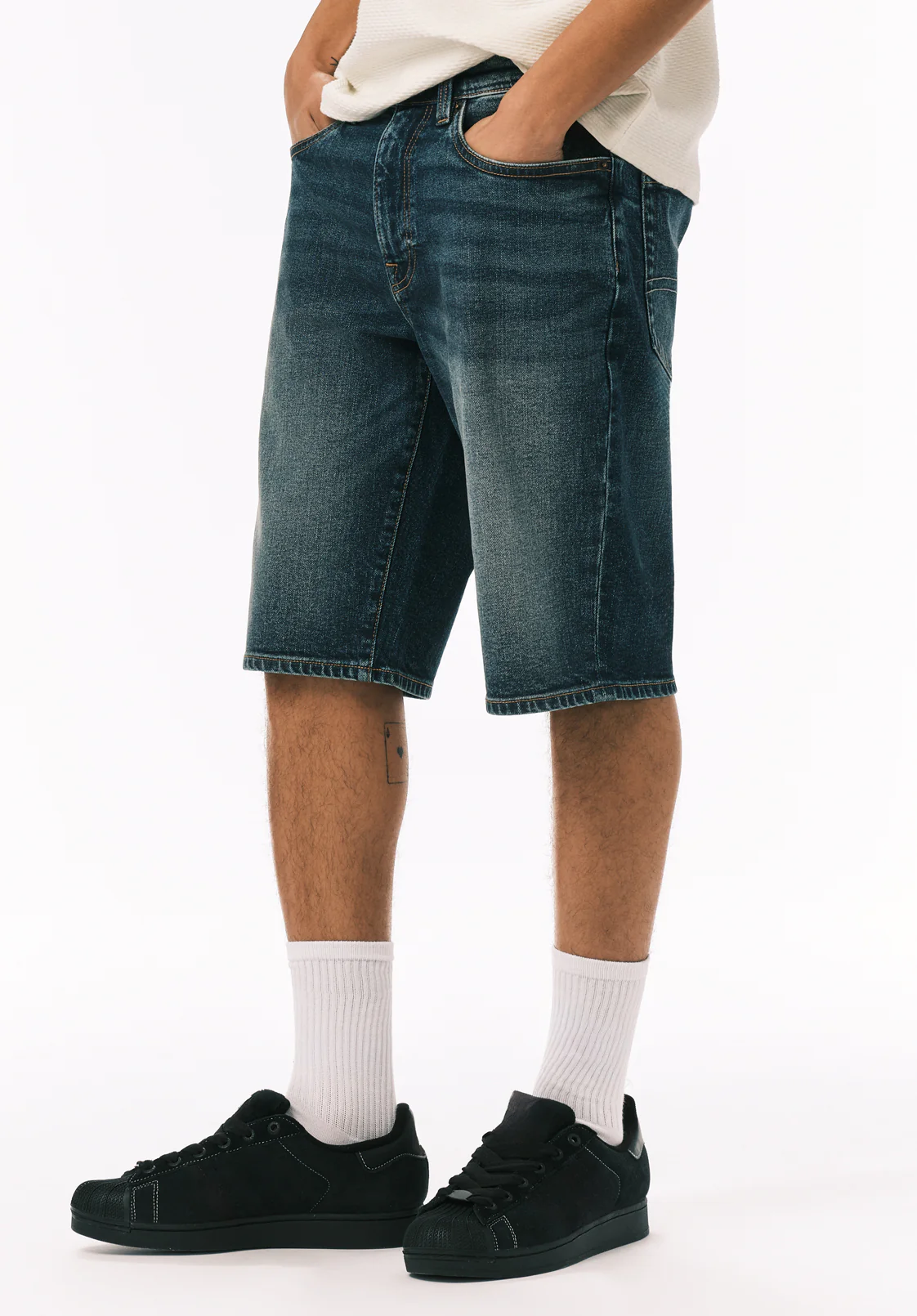 Relaxed Straight Dean Men's Denim Shorts, Indigo Contrasted - BM22968 - Image 3