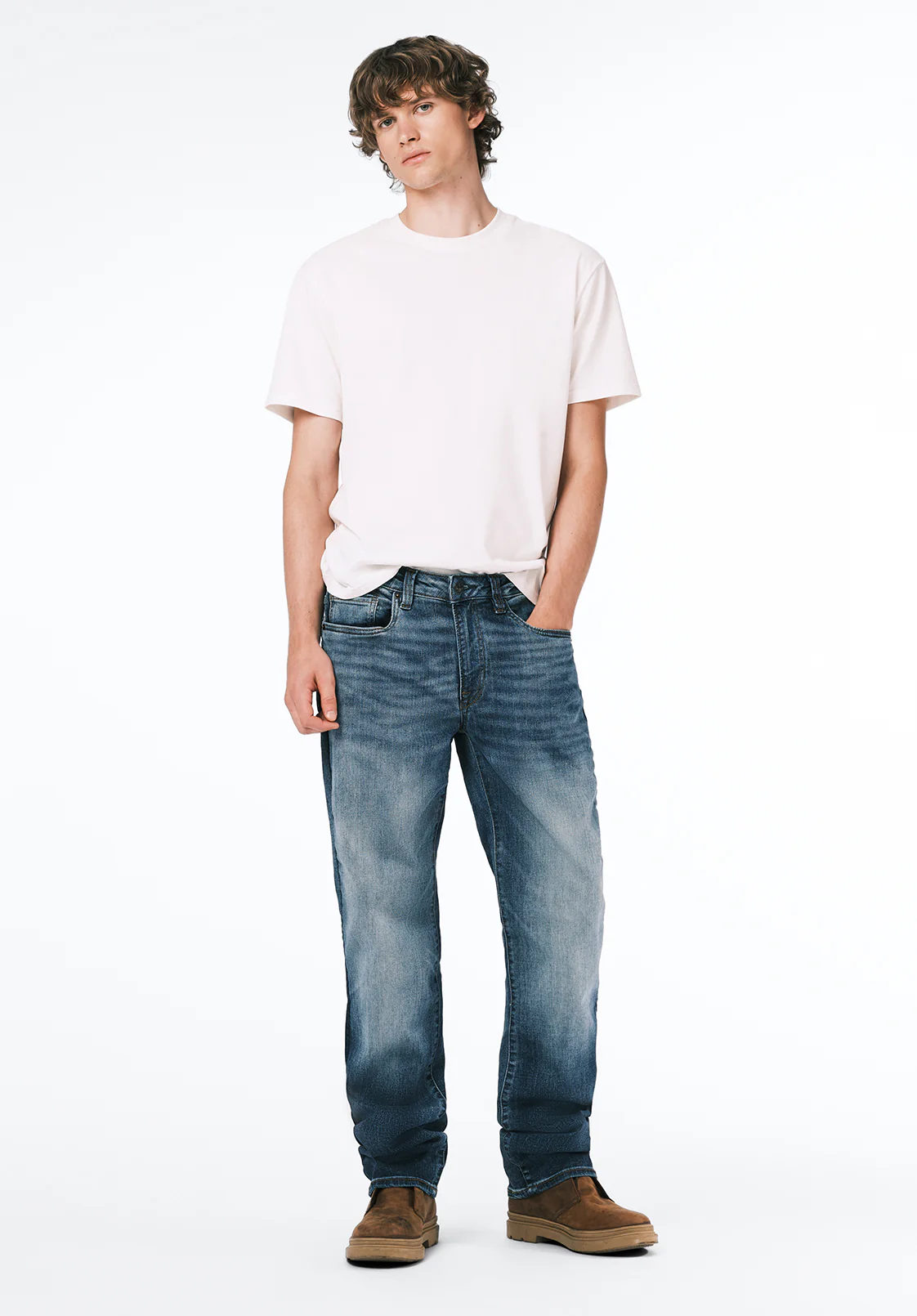 Relaxed Straight Driven Men's Jeans in Sanded Blue - BM22641