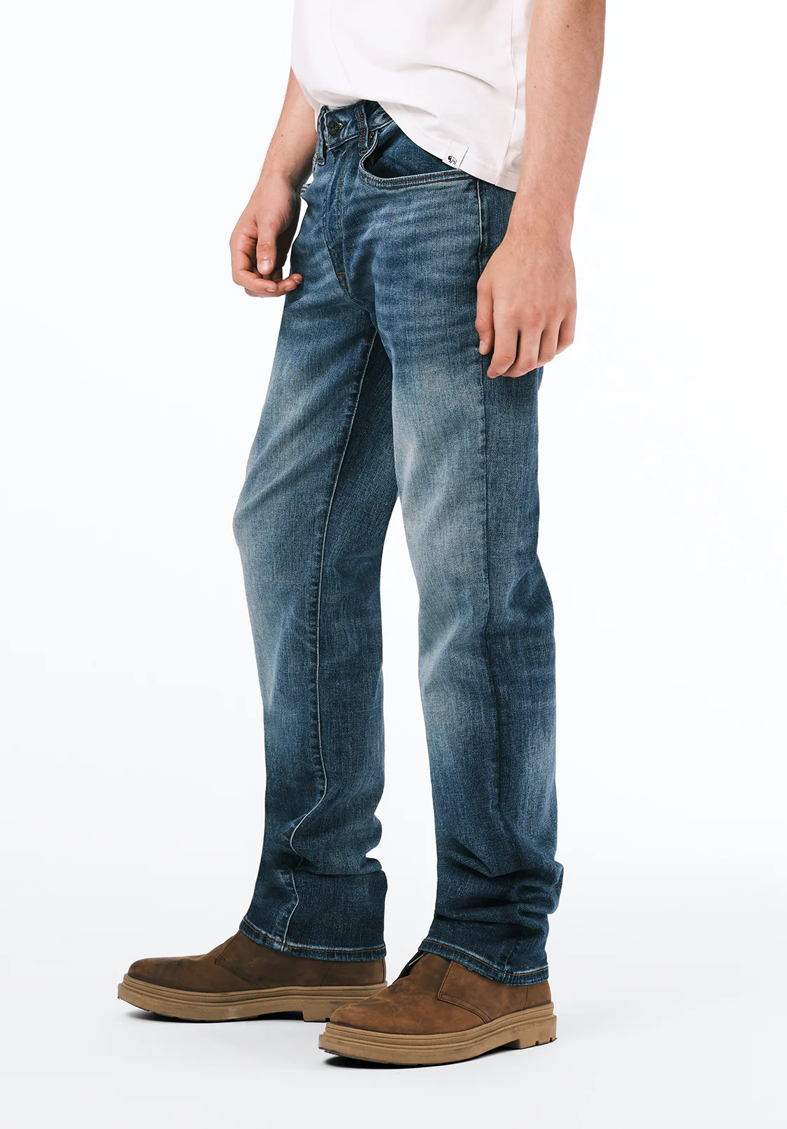 Relaxed Straight Driven Men's Jeans in Sanded Blue - BM22641 - Image 3