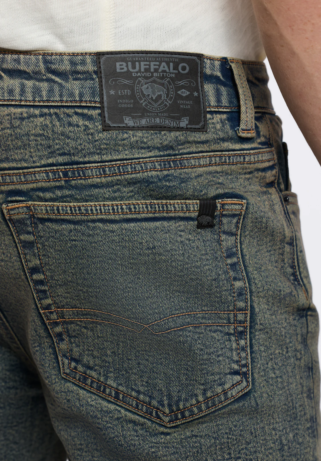 Relaxed Straight Driven Men's Jeans, Authentic Worn Indigo - BM26074 - Image 6