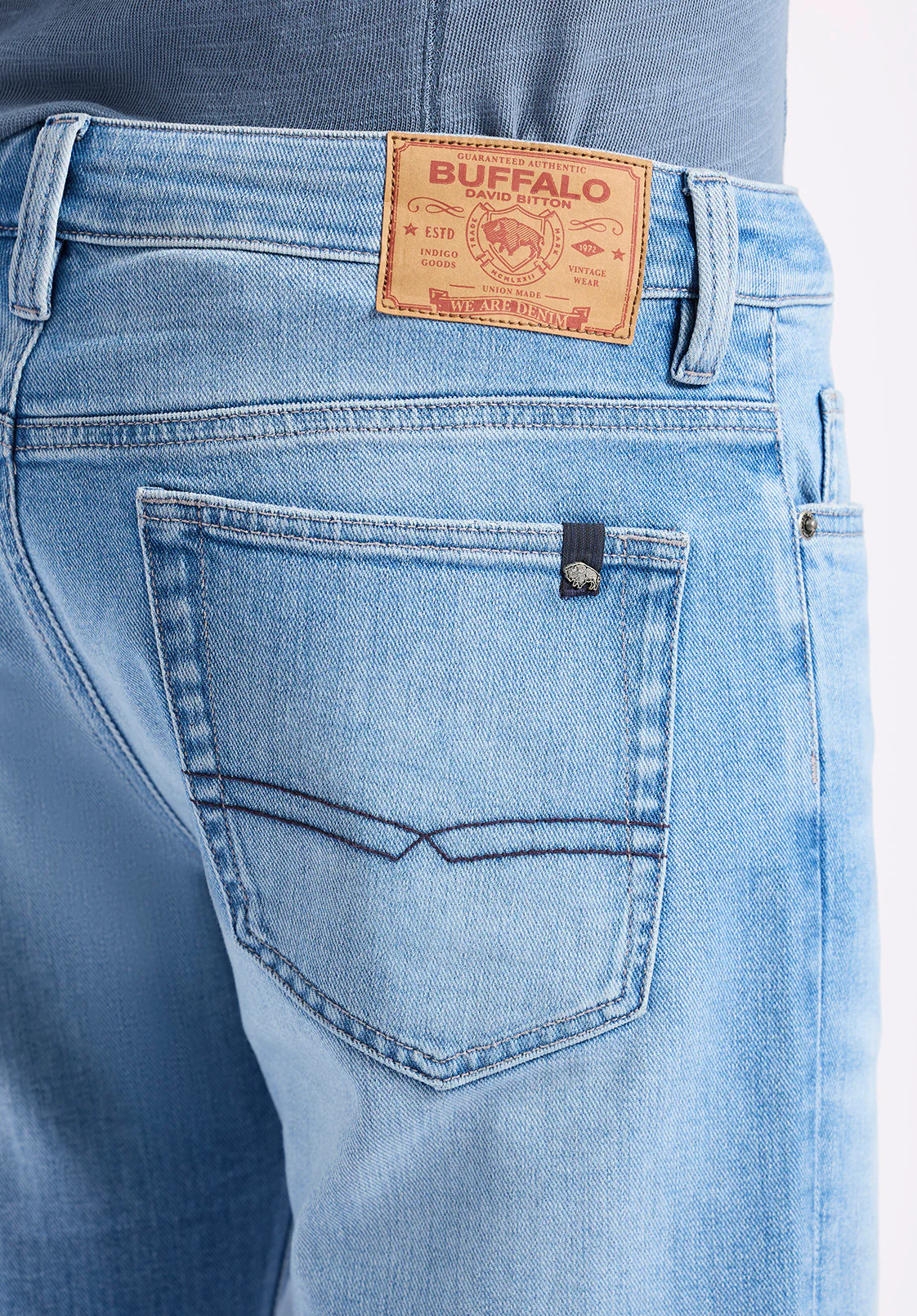 Relaxed Straight Driven Men's Jeans, Vintage Blue - BM26083 - Image 5