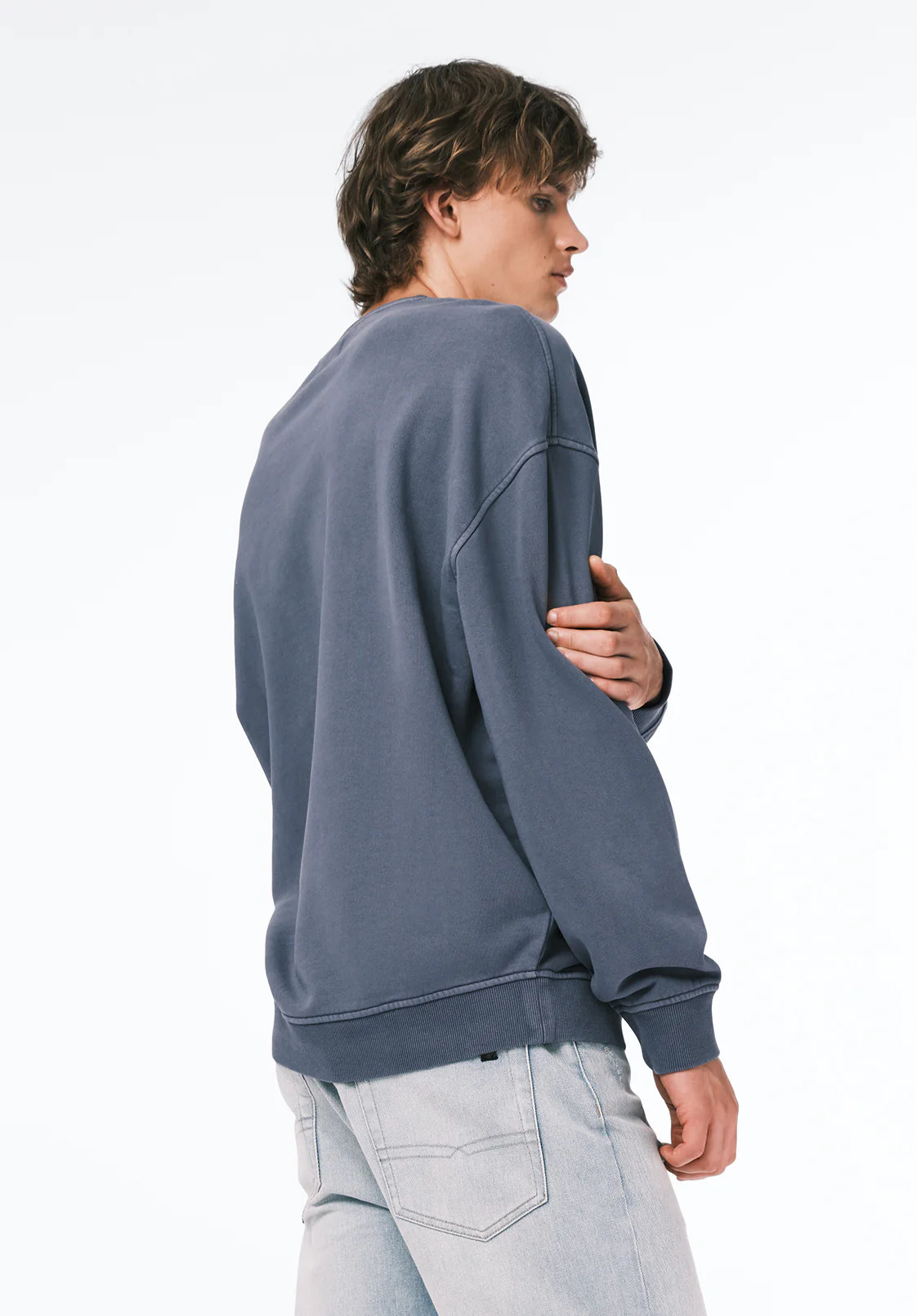 Famke Men's Relaxed Crewneck Sweatshirt, Mirage - BM24742 - Image 3