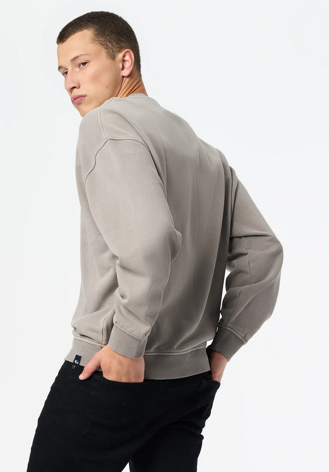 Famke Men's Relaxed Crewneck Sweatshirt, Driftwood - BM24742 - Image 3