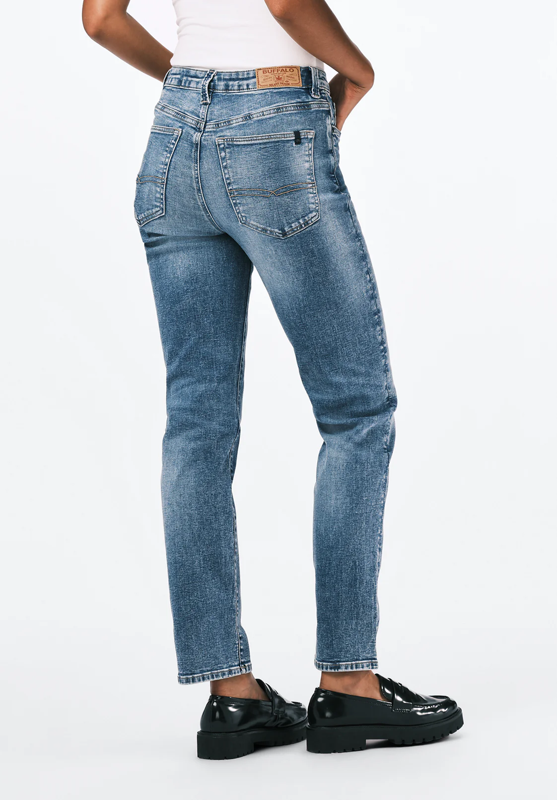 High Rise Straight Jayden Women's Jeans, Stonewashed Indigo - BL15836 - Image 4