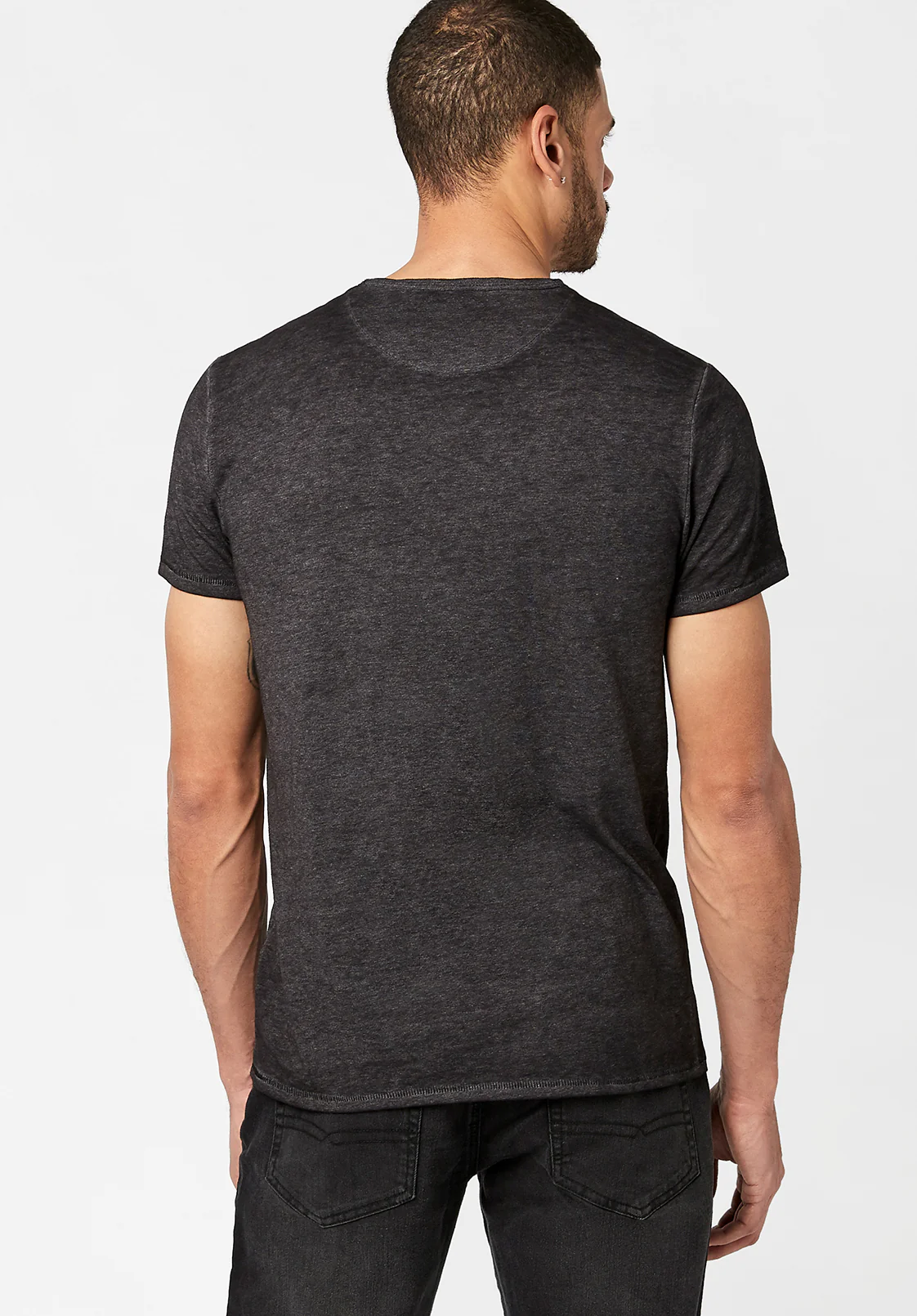 Kasum Buttoned Henley Men's T-Shirt in Black - BM21411 - Image 3