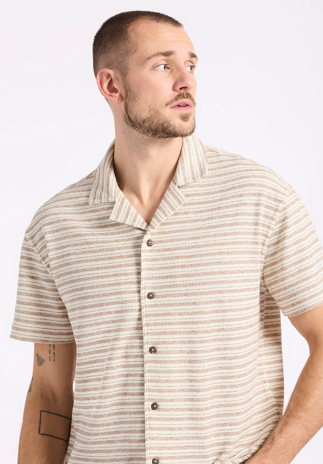 Koddy Men's Short-Sleeve Striped Jersey Button-Up Relaxed Fit Shirt, Woodsmoke - BM24599 - Image 4
