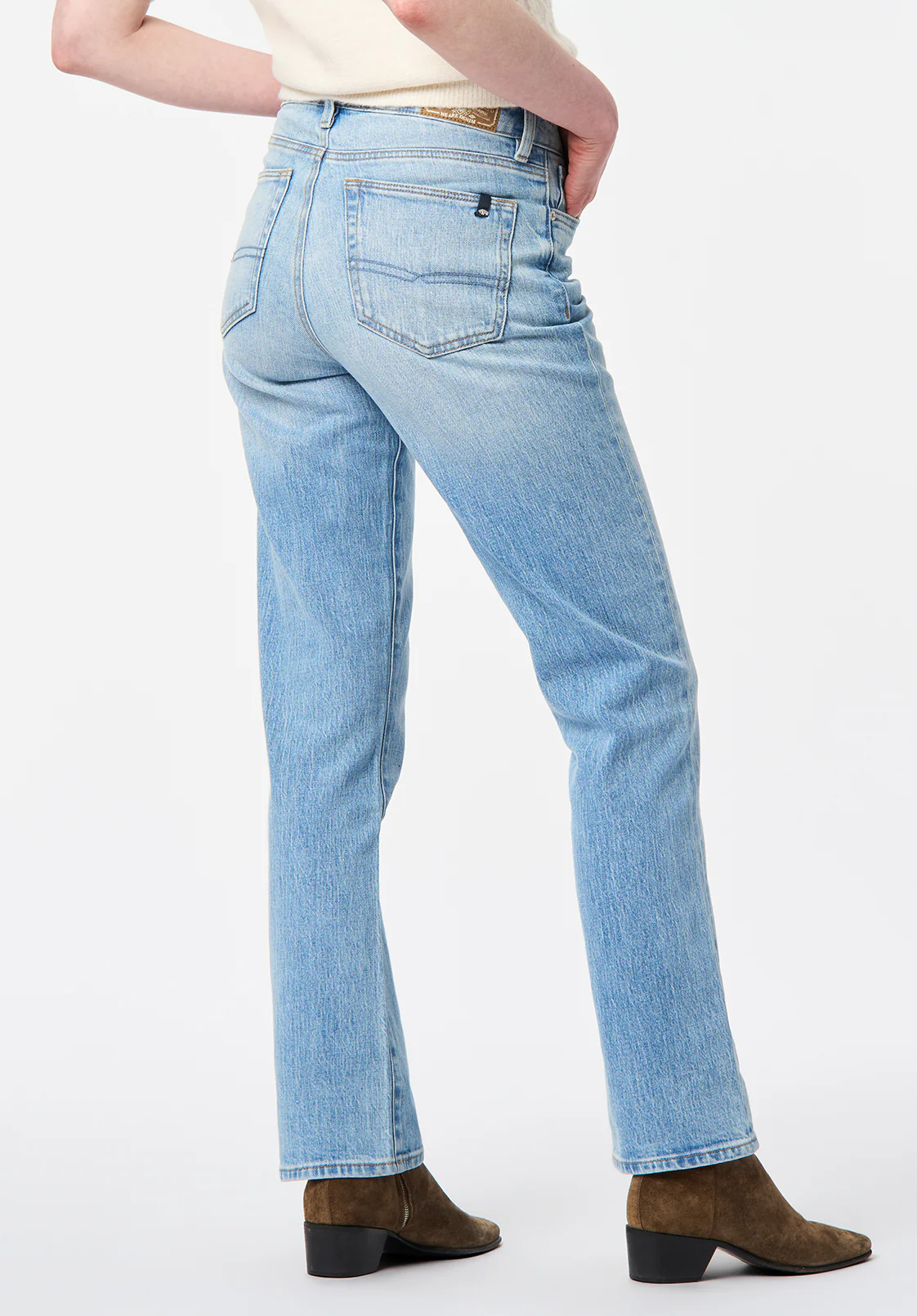 Mid Rise Straight Mary Women's Jeans, Light Blue Sanded - BL16092 - Image 4