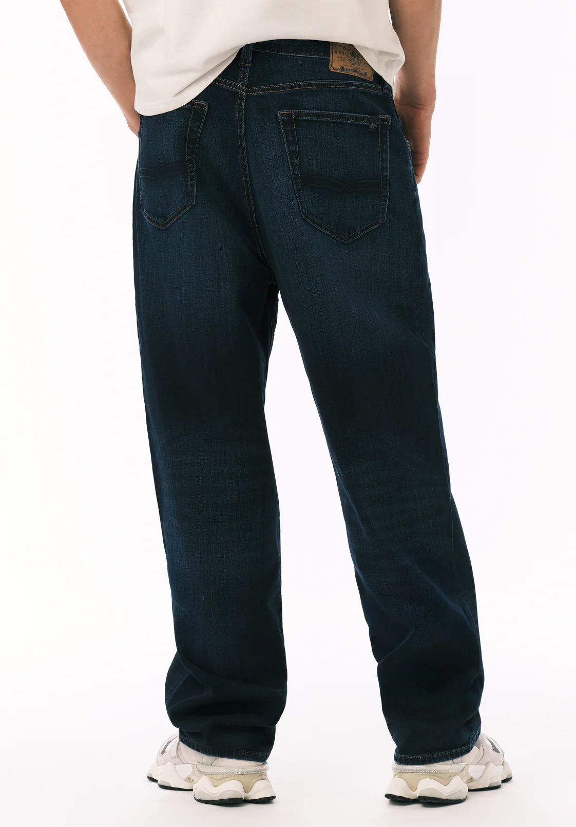Mikey Men's Baggy Fit Jeans, Whiskered And Worn - BM26198 - Image 4
