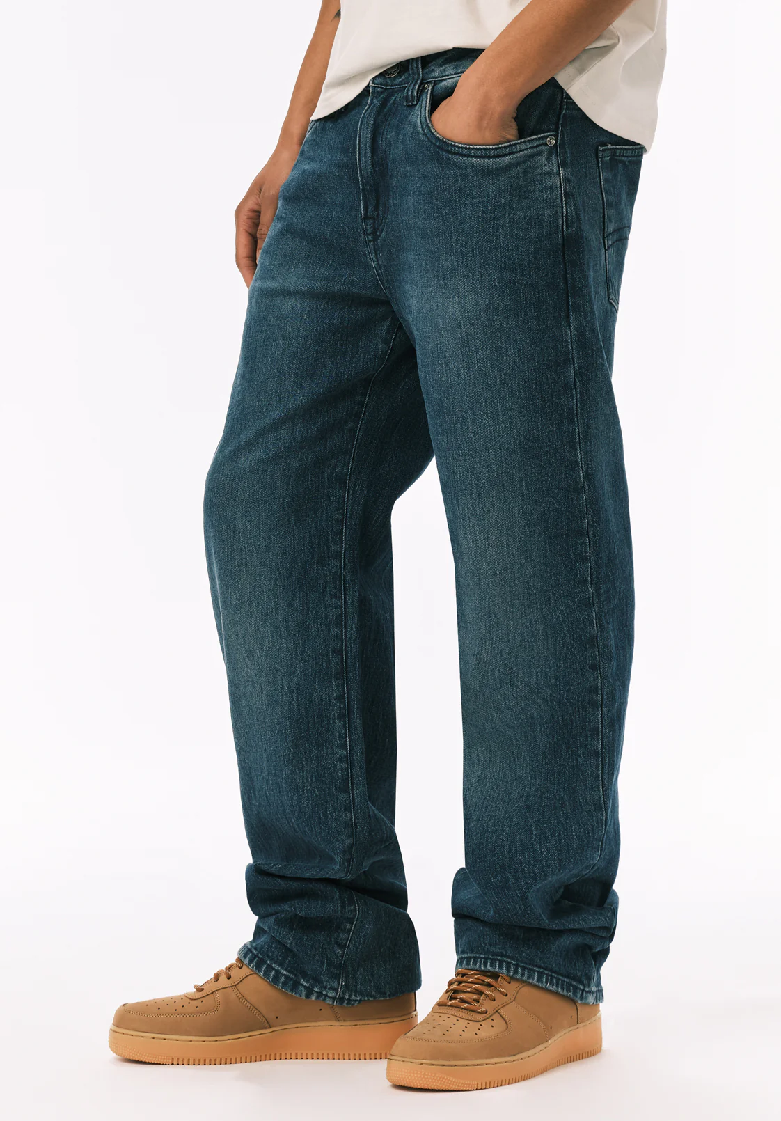 Ruffer Men's Easy Fit Jeans, Contrasted Blue - BM26128 - Image 4