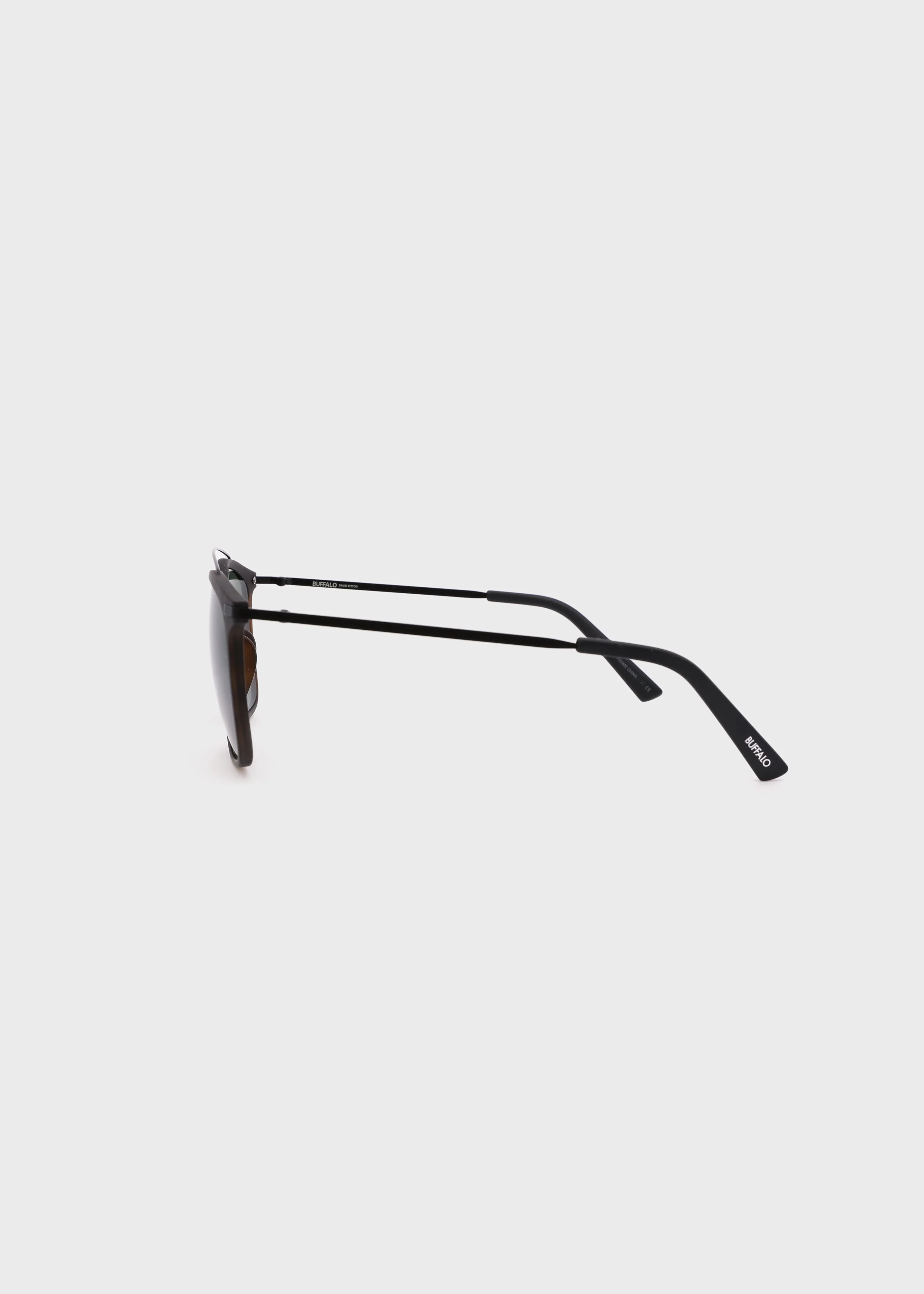 Men's Classic Square Sunglasses - B0006STOR - Image 3