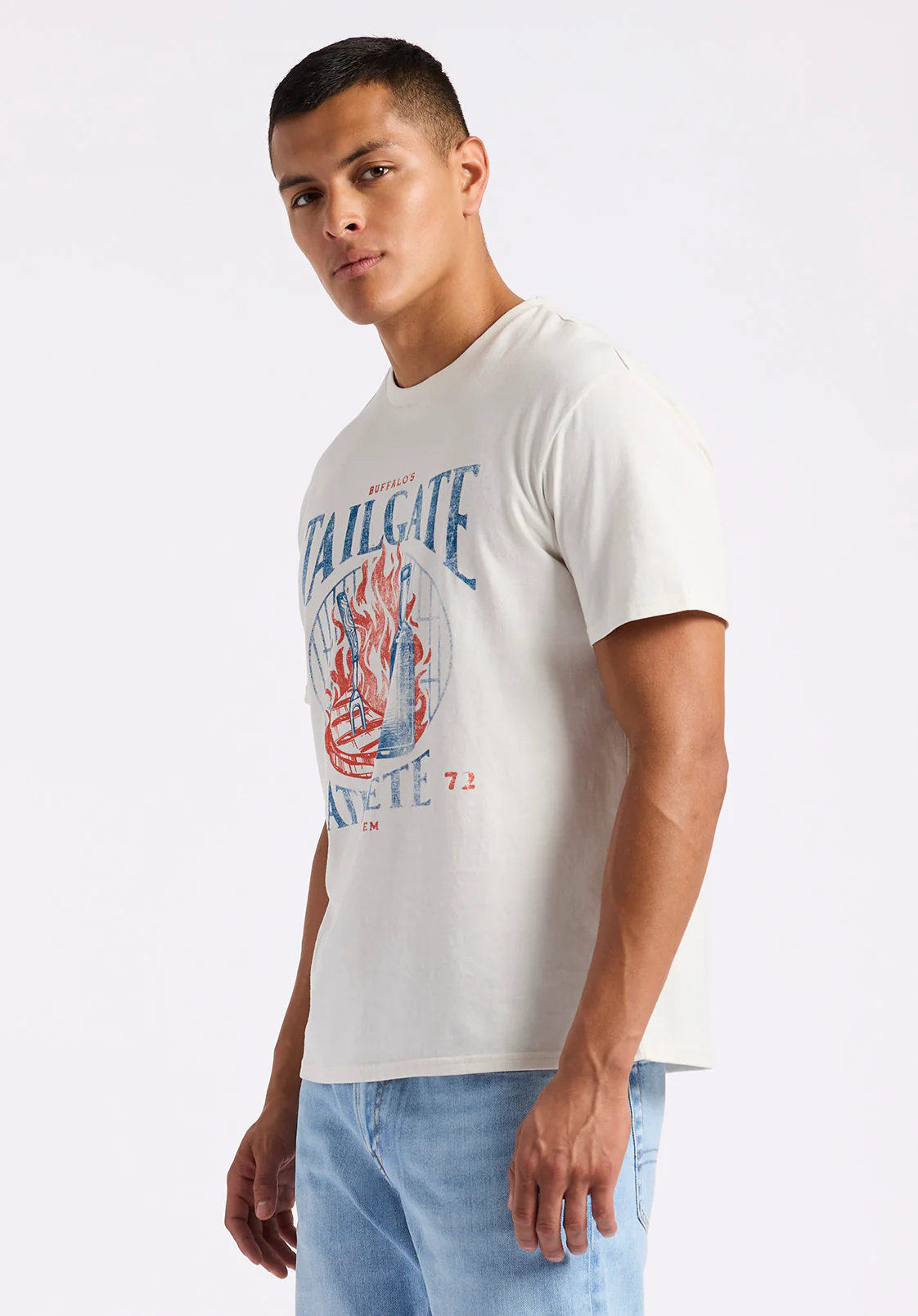 Tailgate Men's Graphic T-Shirt with BBQ Print, Milk - BM24640 - Image 3