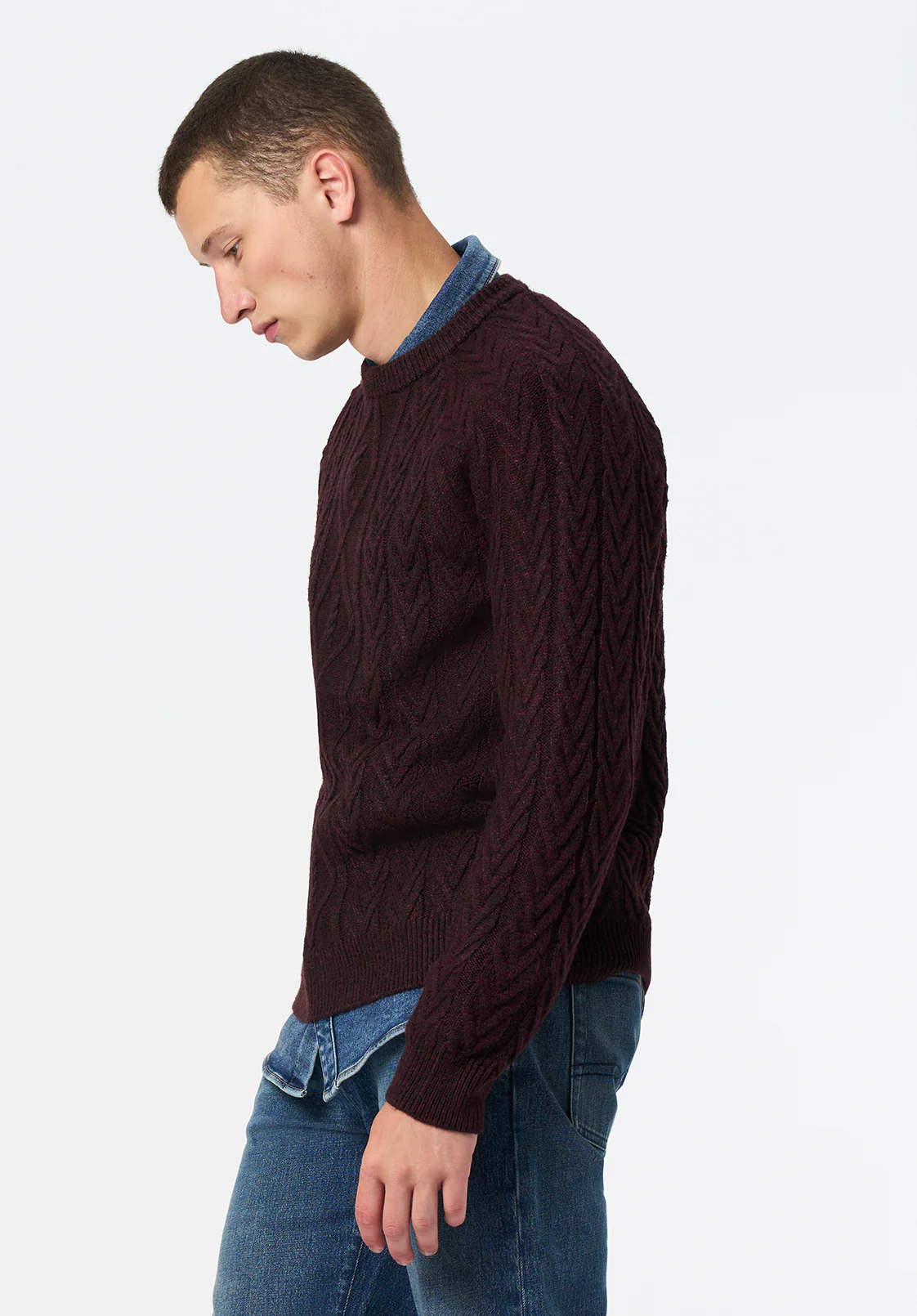 Walder Men's Relaxed Cable Knit Sweater, Maroon Banner - BM24771 - Image 3