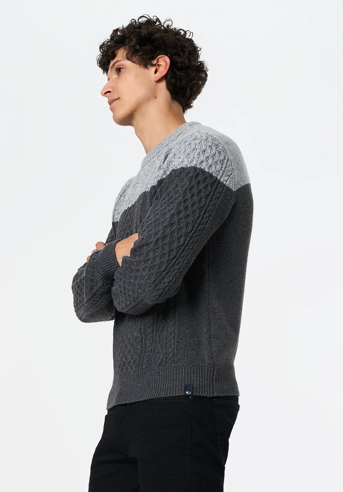 Wintor Men's Relaxed Colorblock Cable Knit Sweater, Heather Grey - BM24748 - Image 3